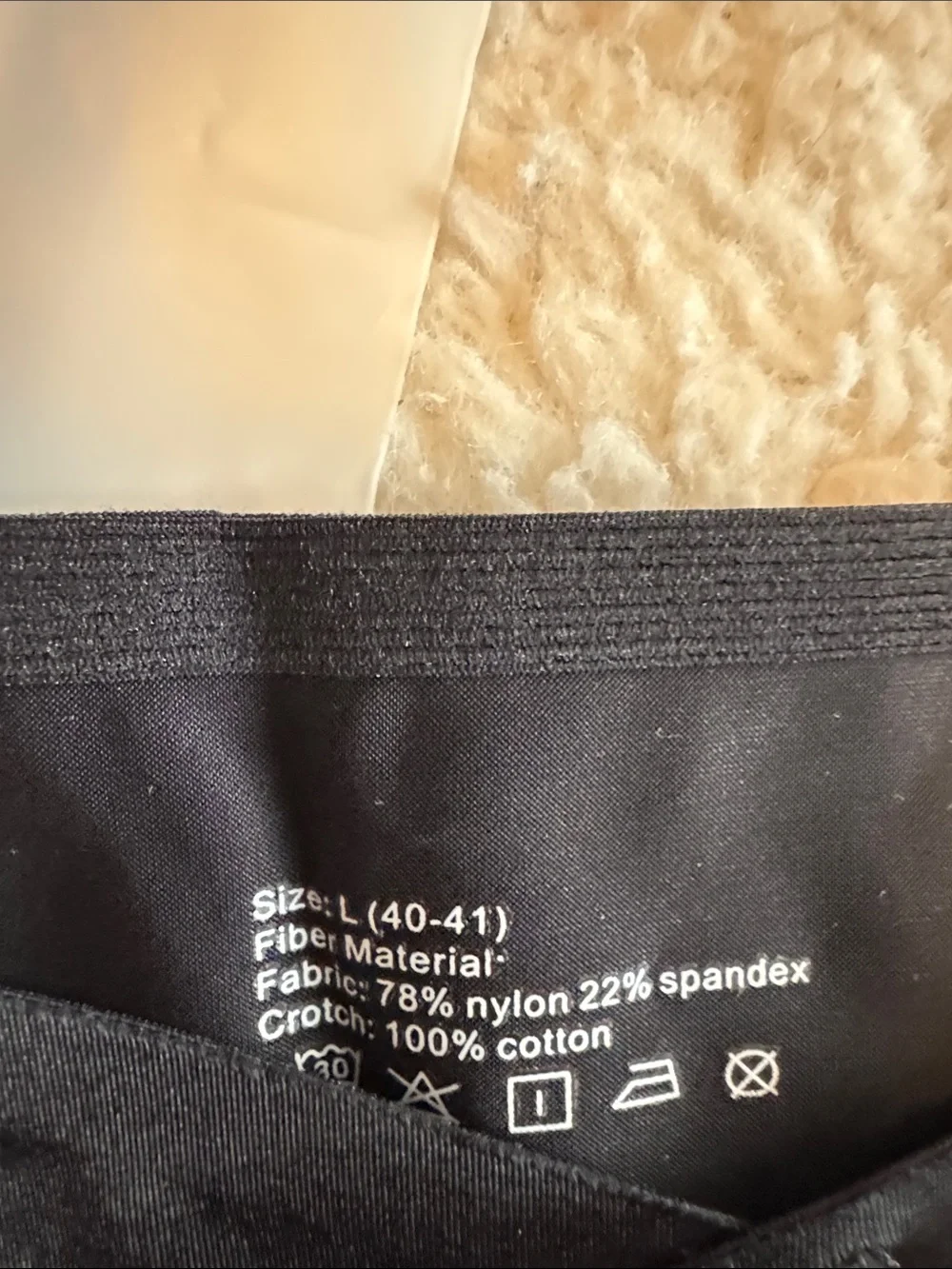 Women’s Underpants- Smooth Low-Rise Comfort.